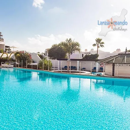 Casa Patty, Piscinas Climatizadas, Primera Linea Costa Teguise Exterior photo
